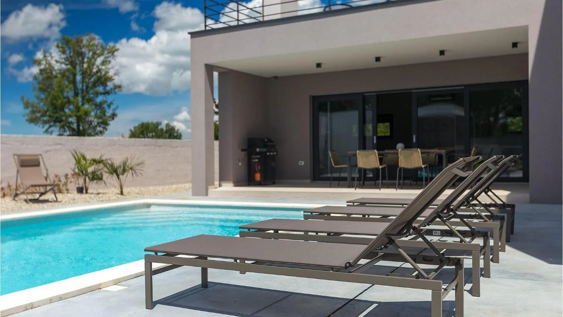 Villa Median Pula Holiday home